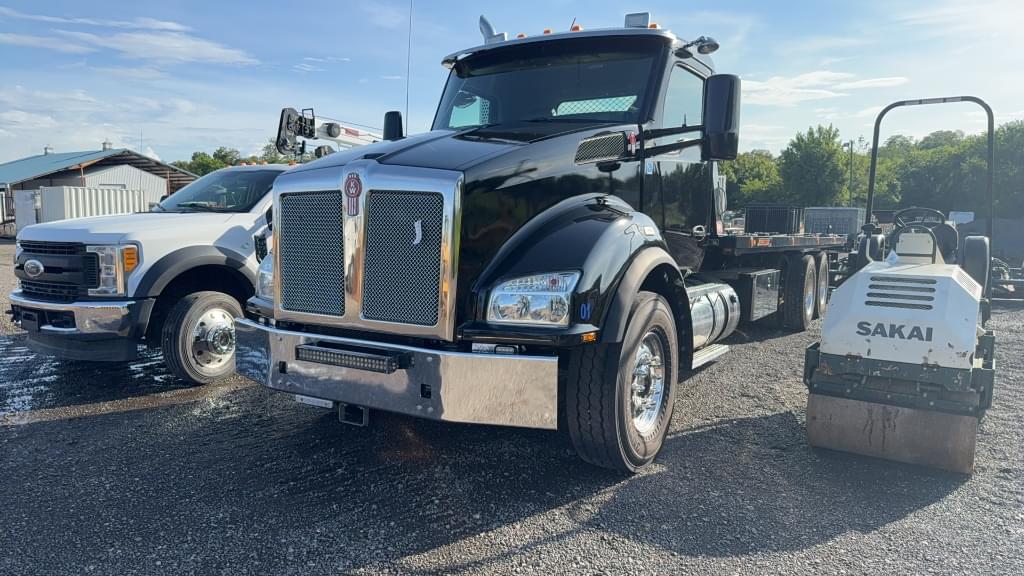 Image of Kenworth T880 Primary image