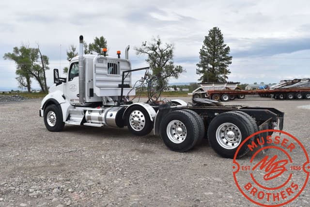Image of Kenworth T880 equipment image 4