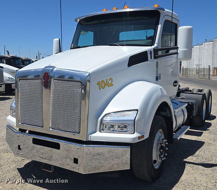 Image of Kenworth T880 Primary image