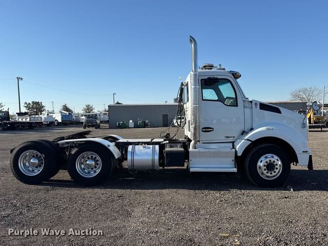 Image of Kenworth T880 equipment image 3