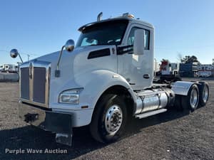 2016 Kenworth T880 Image