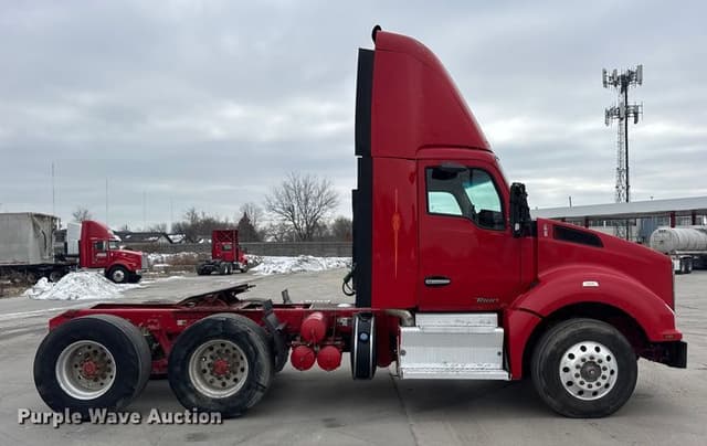 Image of Kenworth T880 equipment image 3