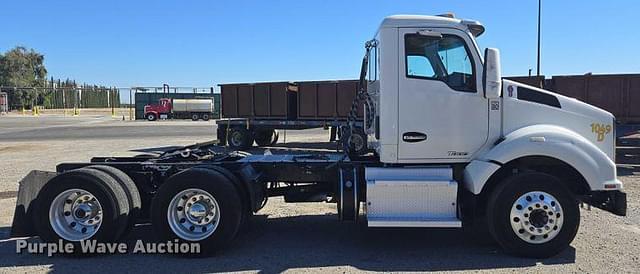 Image of Kenworth T880 equipment image 3