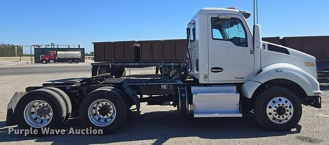 Image of Kenworth T880 equipment image 3