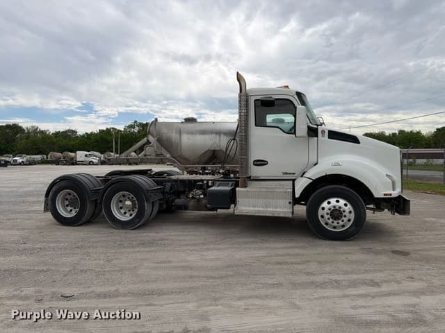 Image of Kenworth T880 equipment image 3
