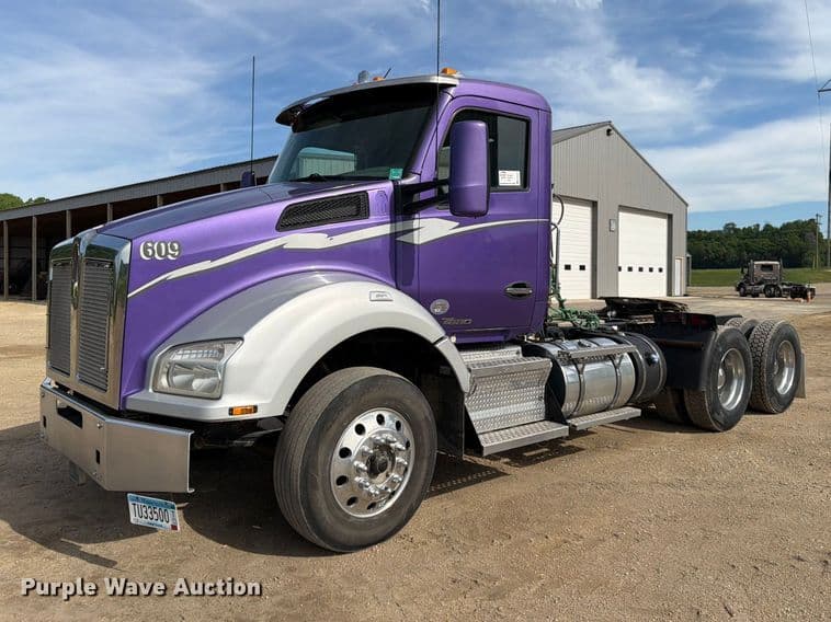 Image of Kenworth T880 Primary image