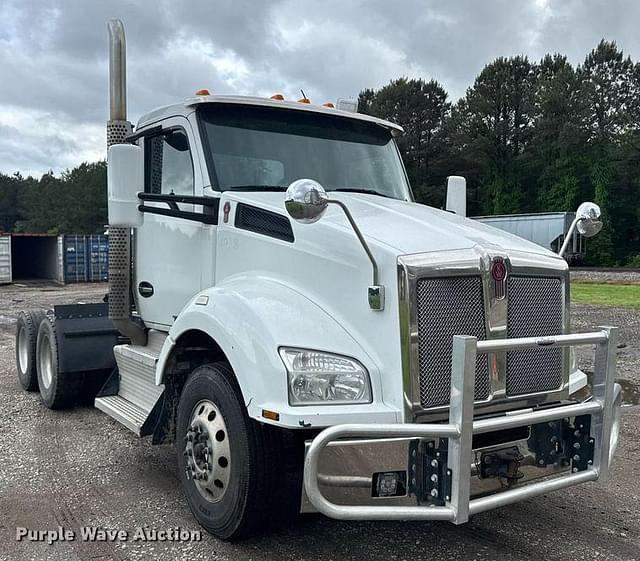 Image of Kenworth T880 equipment image 2