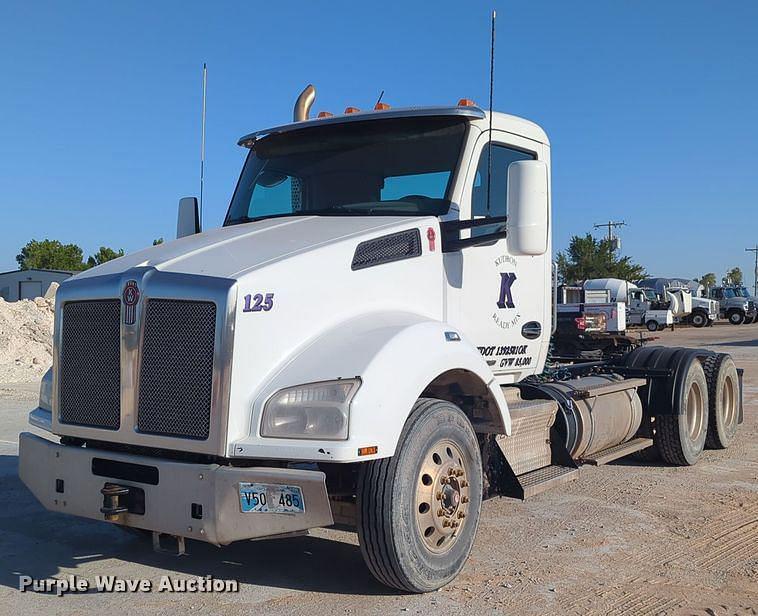 Image of Kenworth T880 Primary image