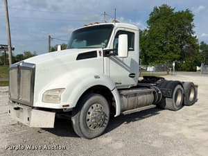 2016 Kenworth T880 Image