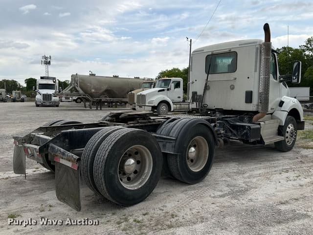 Image of Kenworth T880 equipment image 4