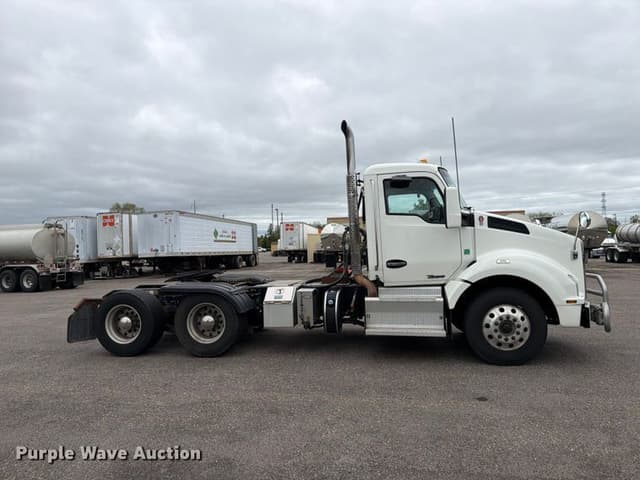Image of Kenworth T880 equipment image 3