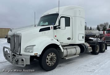 Main image Kenworth T880