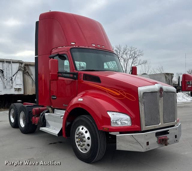 Image of Kenworth T880 equipment image 2