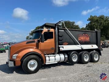 Main image Kenworth T880