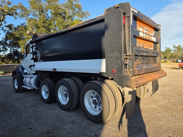 Image of Kenworth T880 equipment image 3