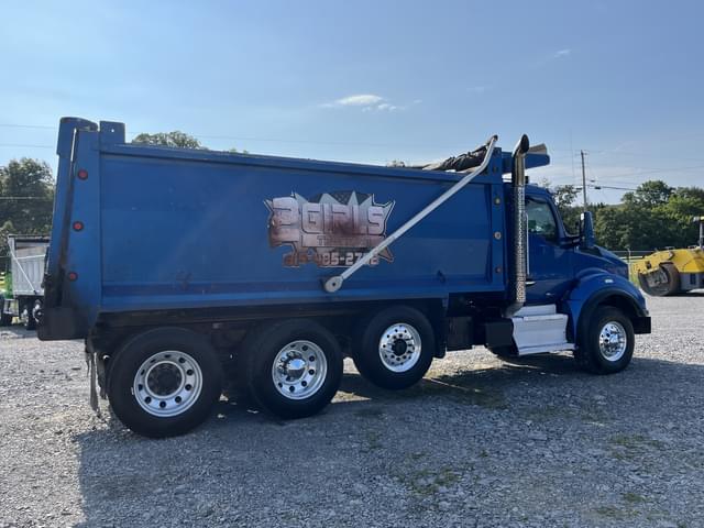 Image of Kenworth T880 equipment image 2