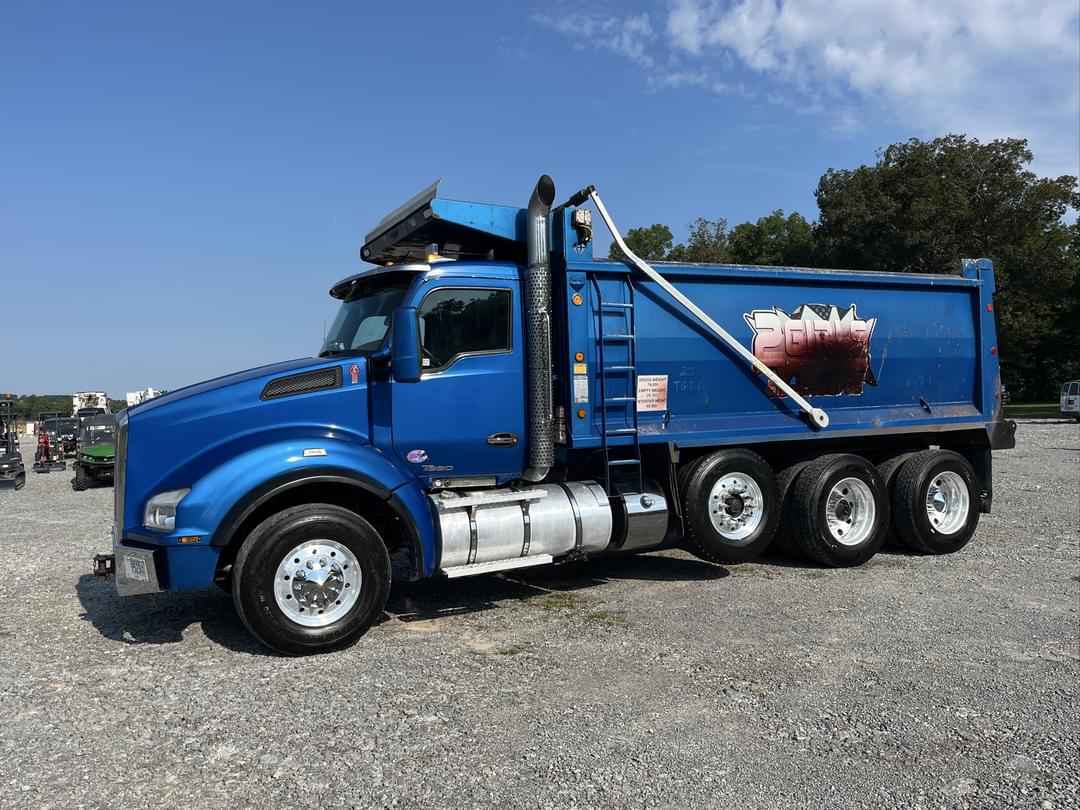 Image of Kenworth T880 Primary image