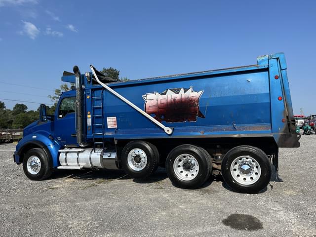 Image of Kenworth T880 equipment image 1