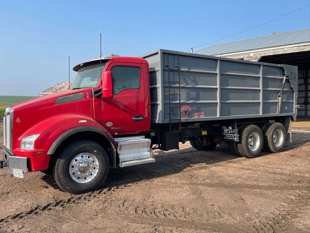 Image of Kenworth T880 Primary image