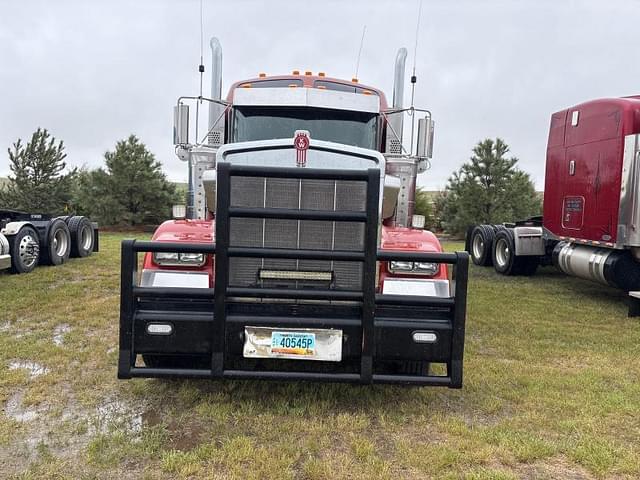 Image of Kenworth W900 equipment image 1