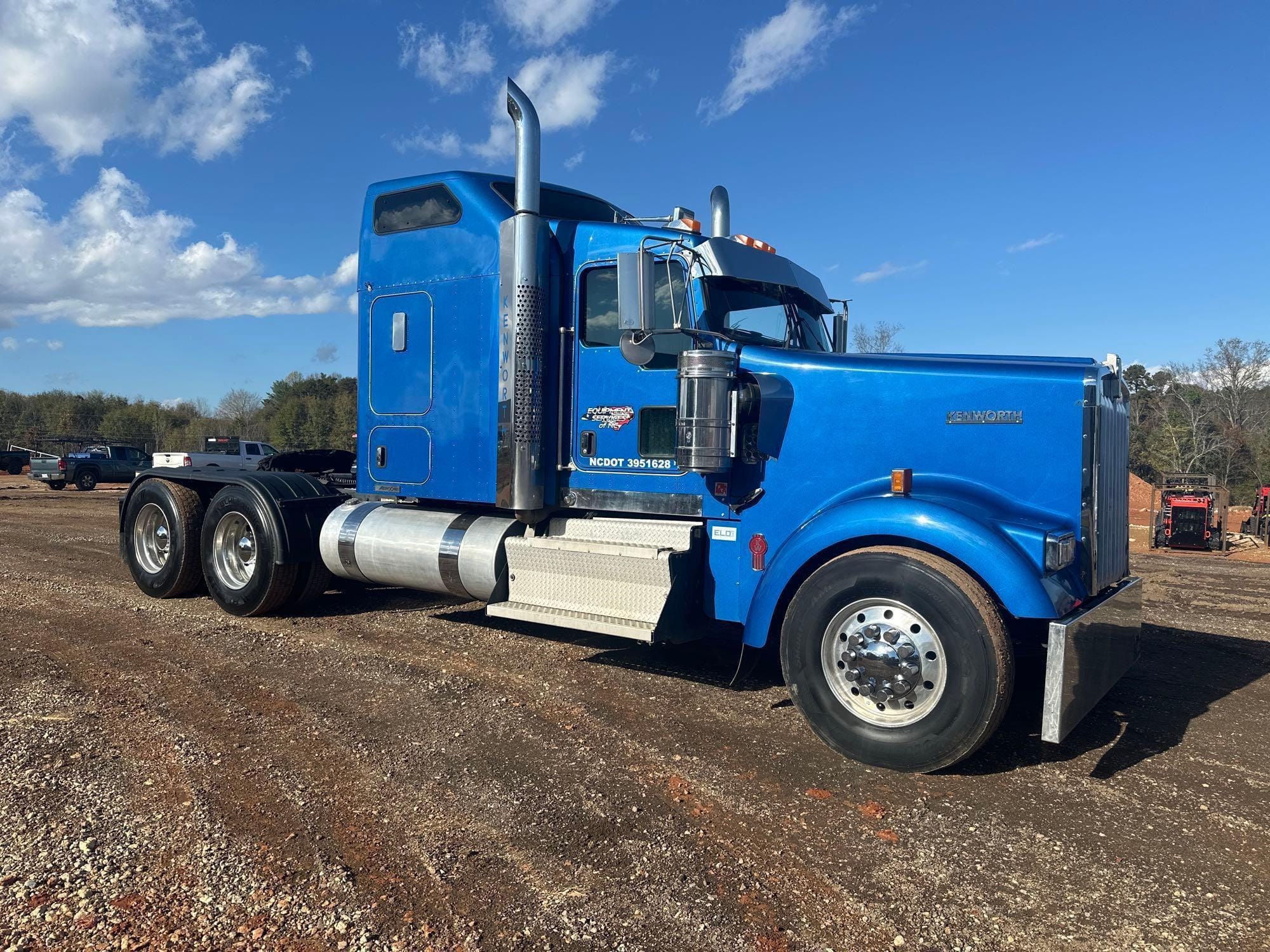Main image Kenworth W900L