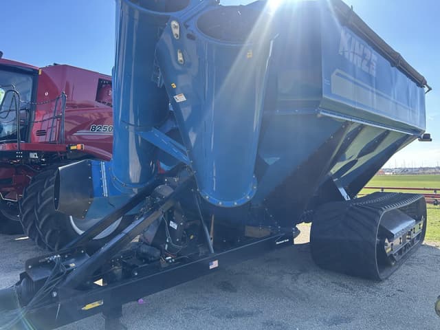 Image of Kinze 1100 equipment image 2