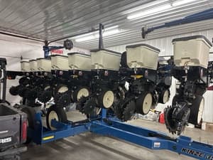2016 Kinze 3500 Image