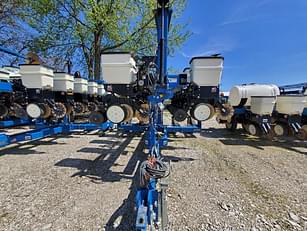 Main image Kinze 3500 1