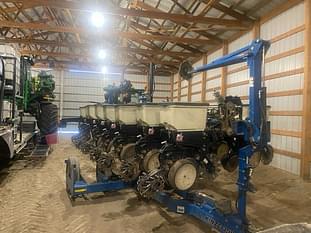 2016 Kinze 3500 Equipment Image0