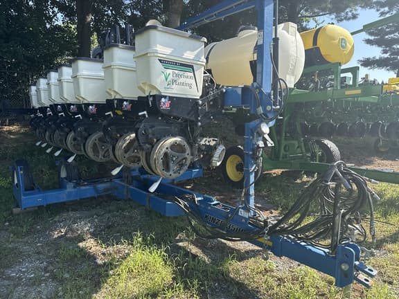 Image of Kinze 3500 Primary image