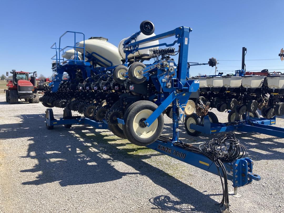 Image of Kinze 3600 Primary image