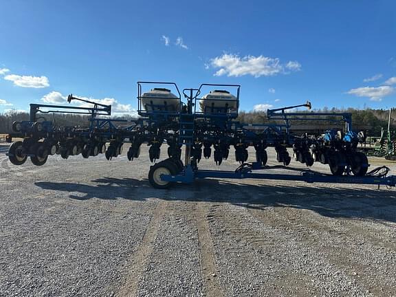 Image of Kinze 3600ASD equipment image 4