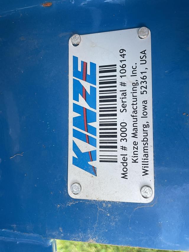 Image of Kinze 3000 equipment image 4