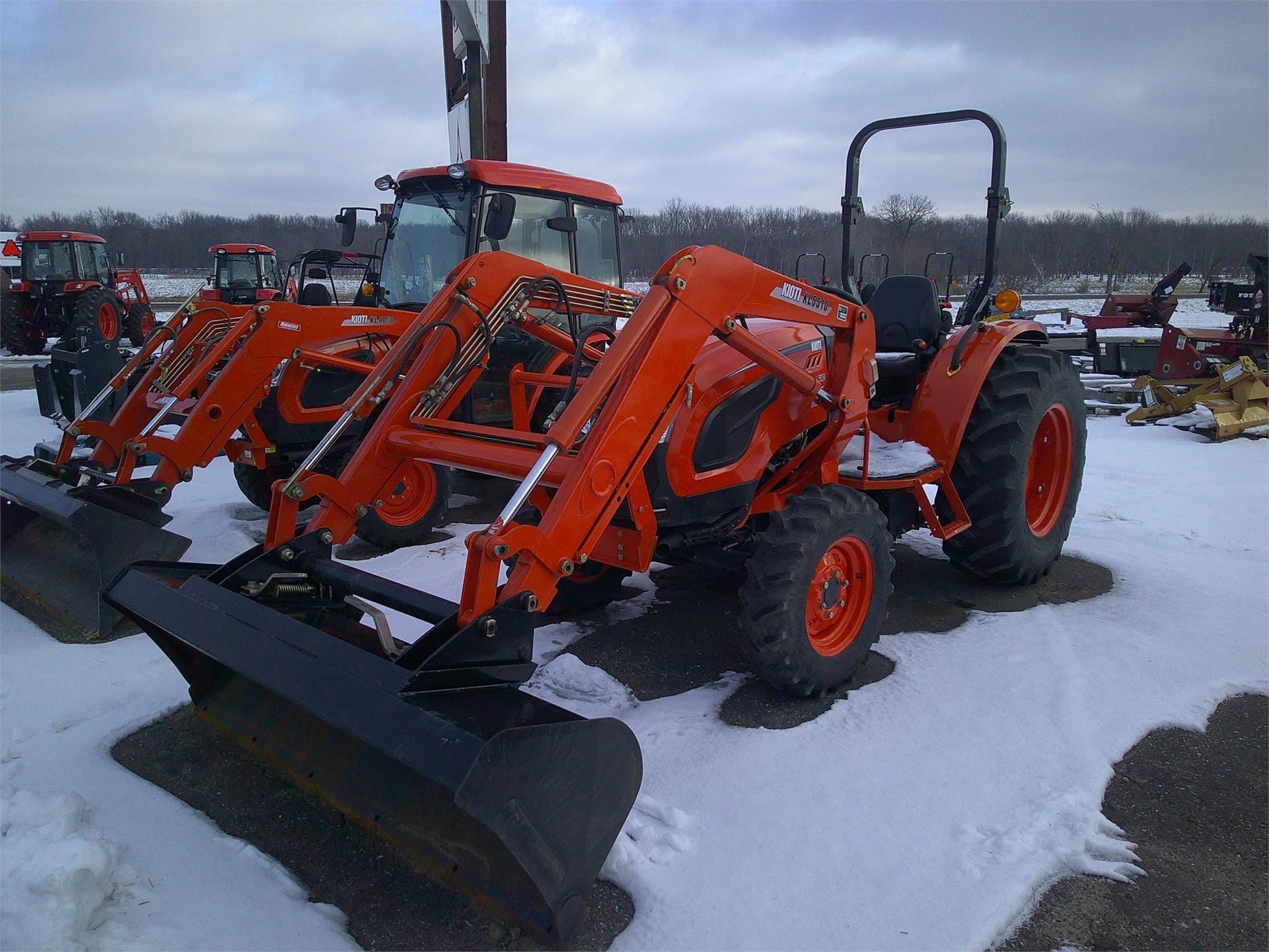 2016 Kioti DK5510 Equipment Image0