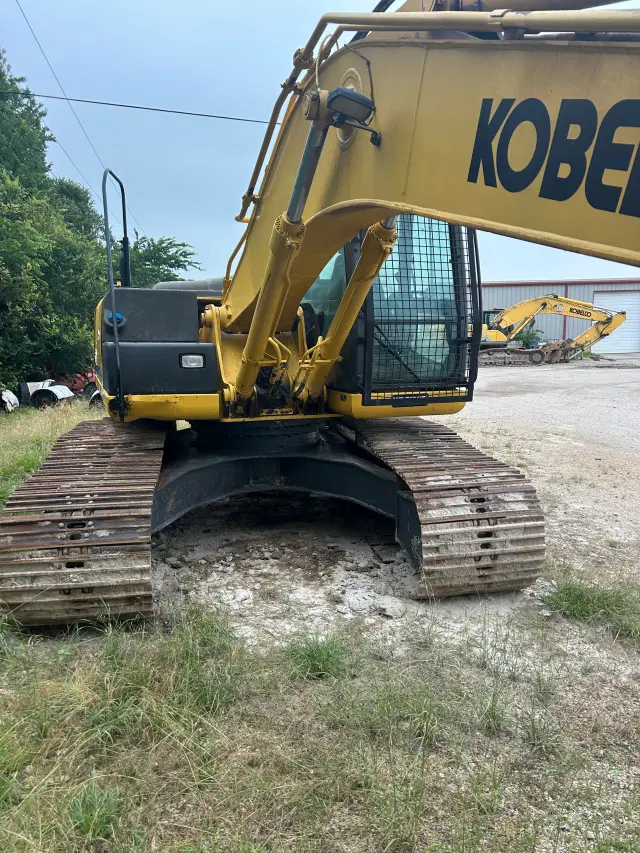 Image of Kobelco SK210-9 equipment image 3