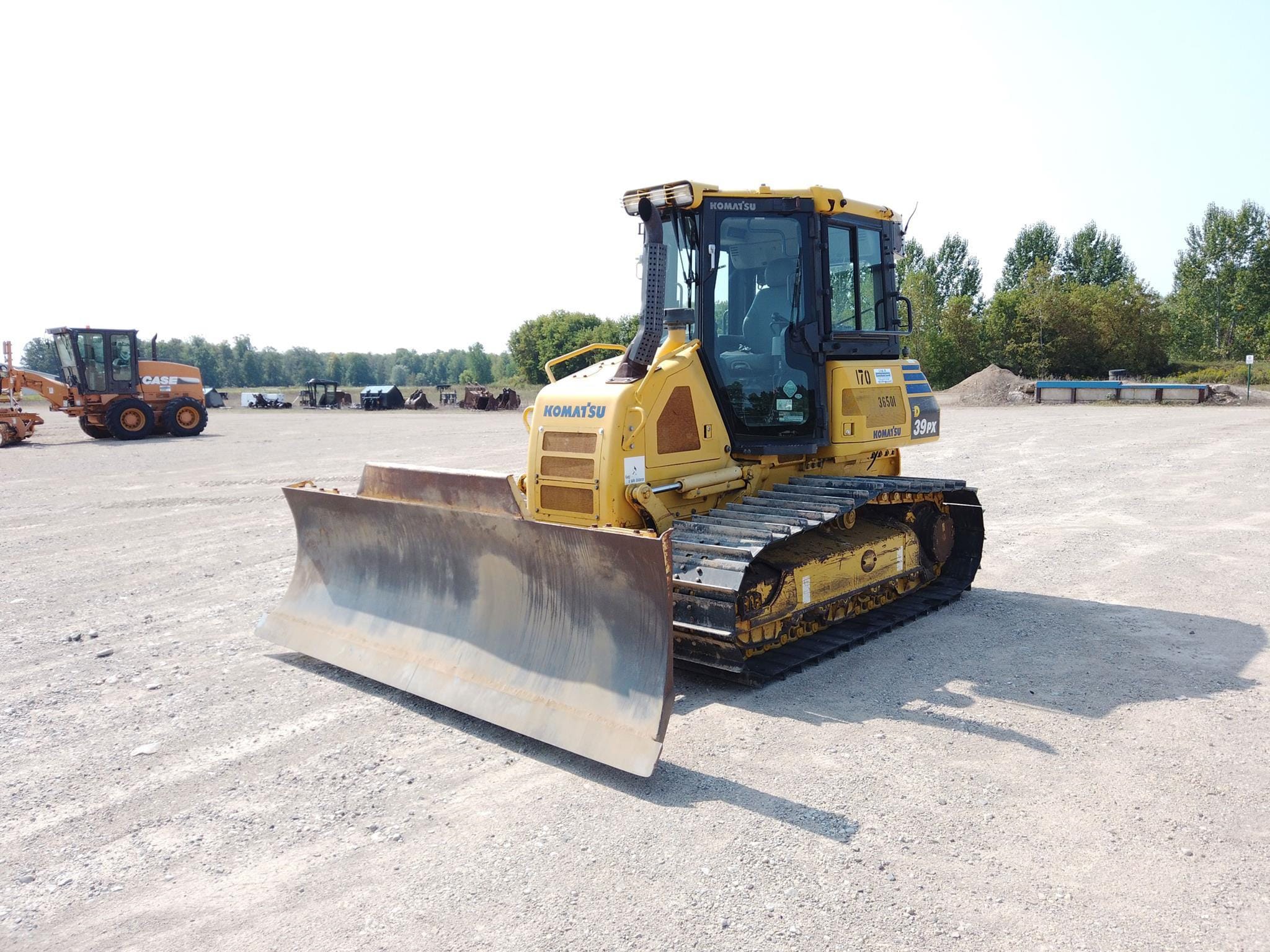 Main image Komatsu D39PX-23