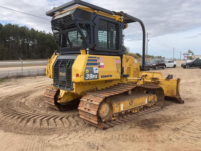 Image of Komatsu D39PX equipment image 4