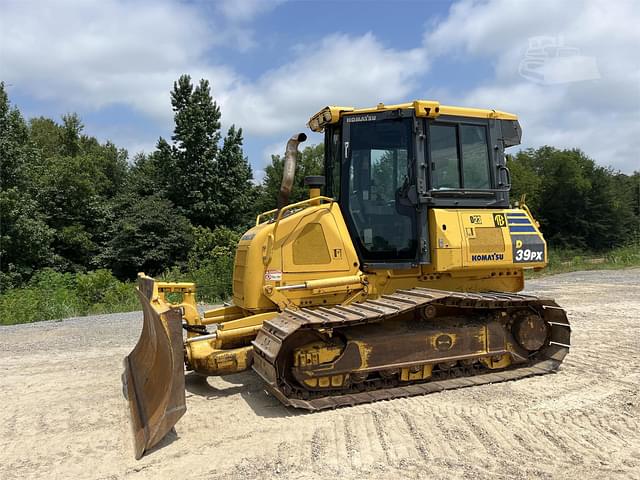 Image of Komatsu D39PX-24 equipment image 1