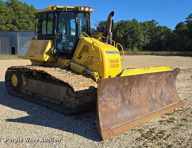 Image of Komatsu D61PX-24 equipment image 2