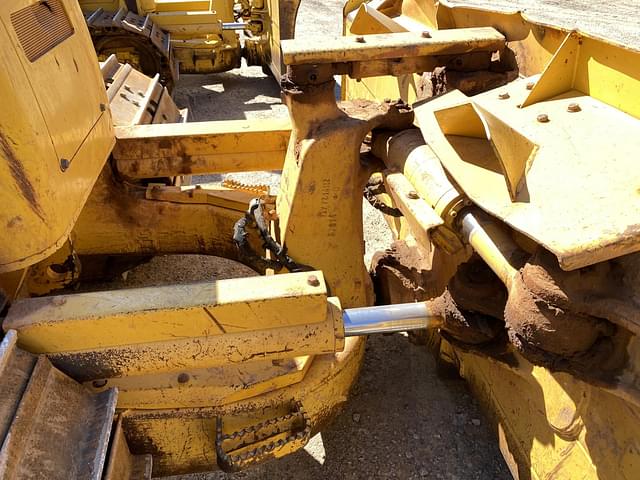 Image of Komatsu D61PXI-23 equipment image 4