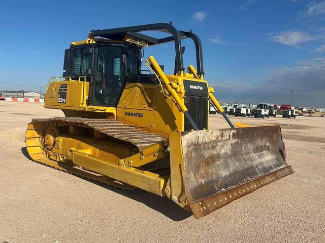 Image of Komatsu D65PX-18 equipment image 2