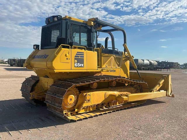 Image of Komatsu D65PX-18 equipment image 3