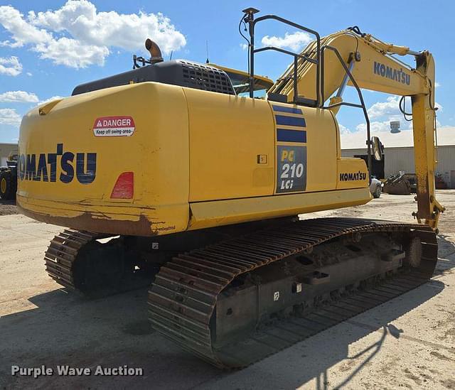 Image of Komatsu PC210LCI equipment image 4