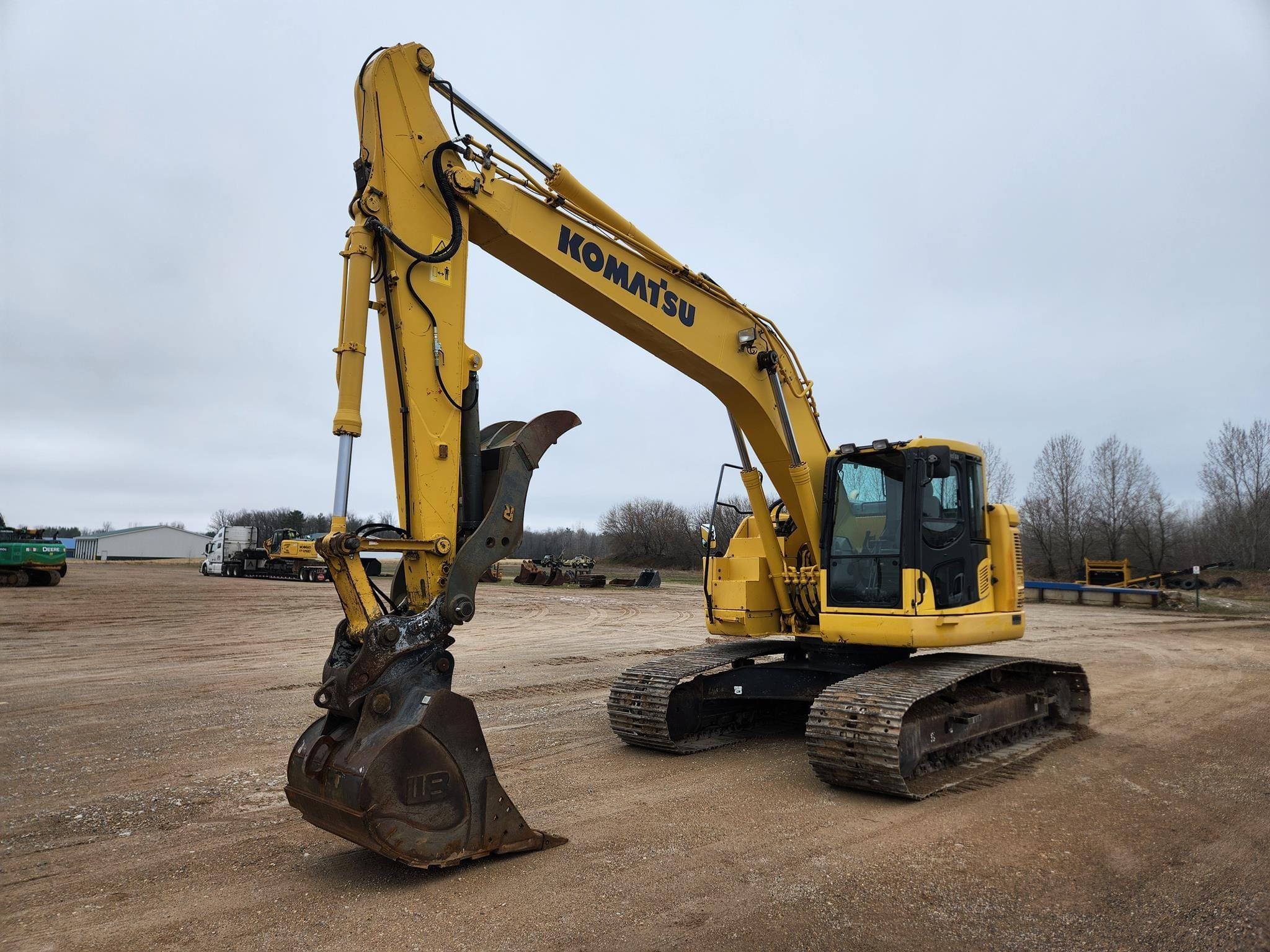 2016 Komatsu PC228USLC-10 Equipment Image0
