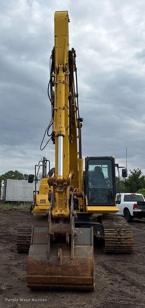 Image of Komatsu PC240LC equipment image 1