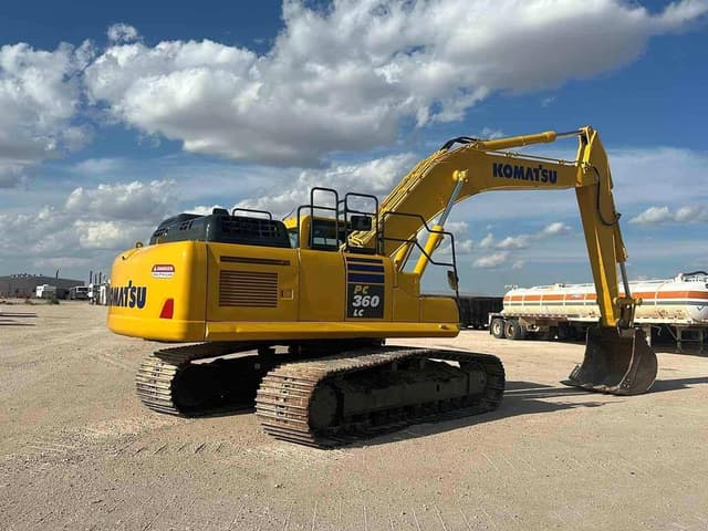 Image of Komatsu PC360LC-11 equipment image 3