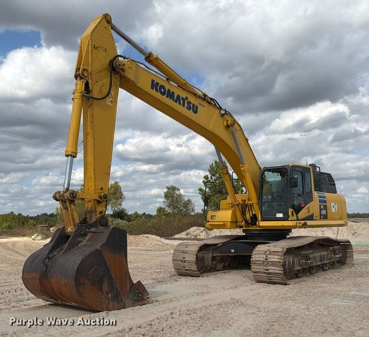 2016 Komatsu PC490LC-11 Equipment Image0