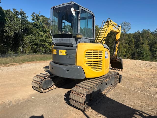 Image of Komatsu PC55MR-5 equipment image 2