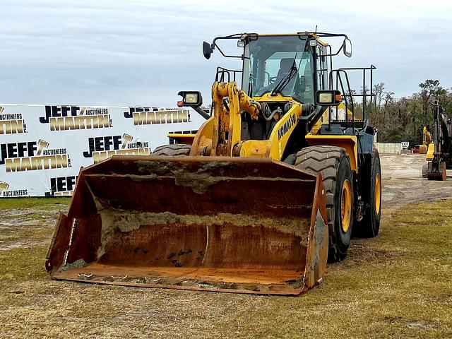 Image of Komatsu WA500-7 equipment image 1