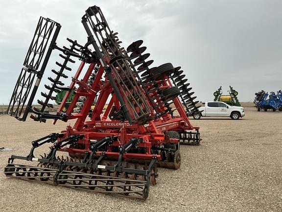 Image of Kuhn Krause Excelerator 8005 equipment image 4